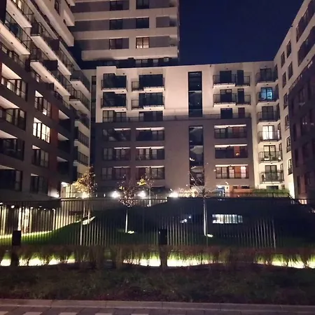 Siedmiogrodzka - Handy Location, Aircon & Garage Free Appartamento Varsavia