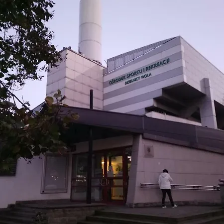 Siedmiogrodzka - Handy Location, Aircon & Garage Free Варшава