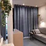 アパート Siedmiogrodzka - Handy Location, Aircon & Garage Free *