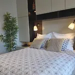 アパート Siedmiogrodzka - Handy Location, Aircon & Garage Free *